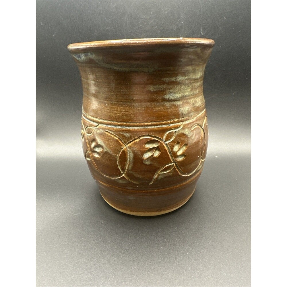 Susan Rodrigue Pottery Handmade 6" Tall Pot Planter Plate Signed